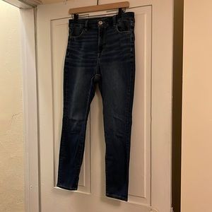 American Eagle Size 10 Short Jeans